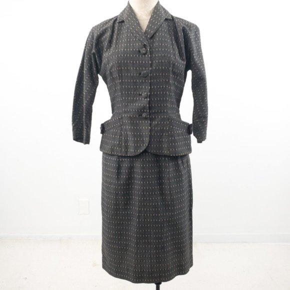 Vintage Dresses & Skirts - Vintage 40s S 2 Piece Skirt Set Blazer Suit Gray
